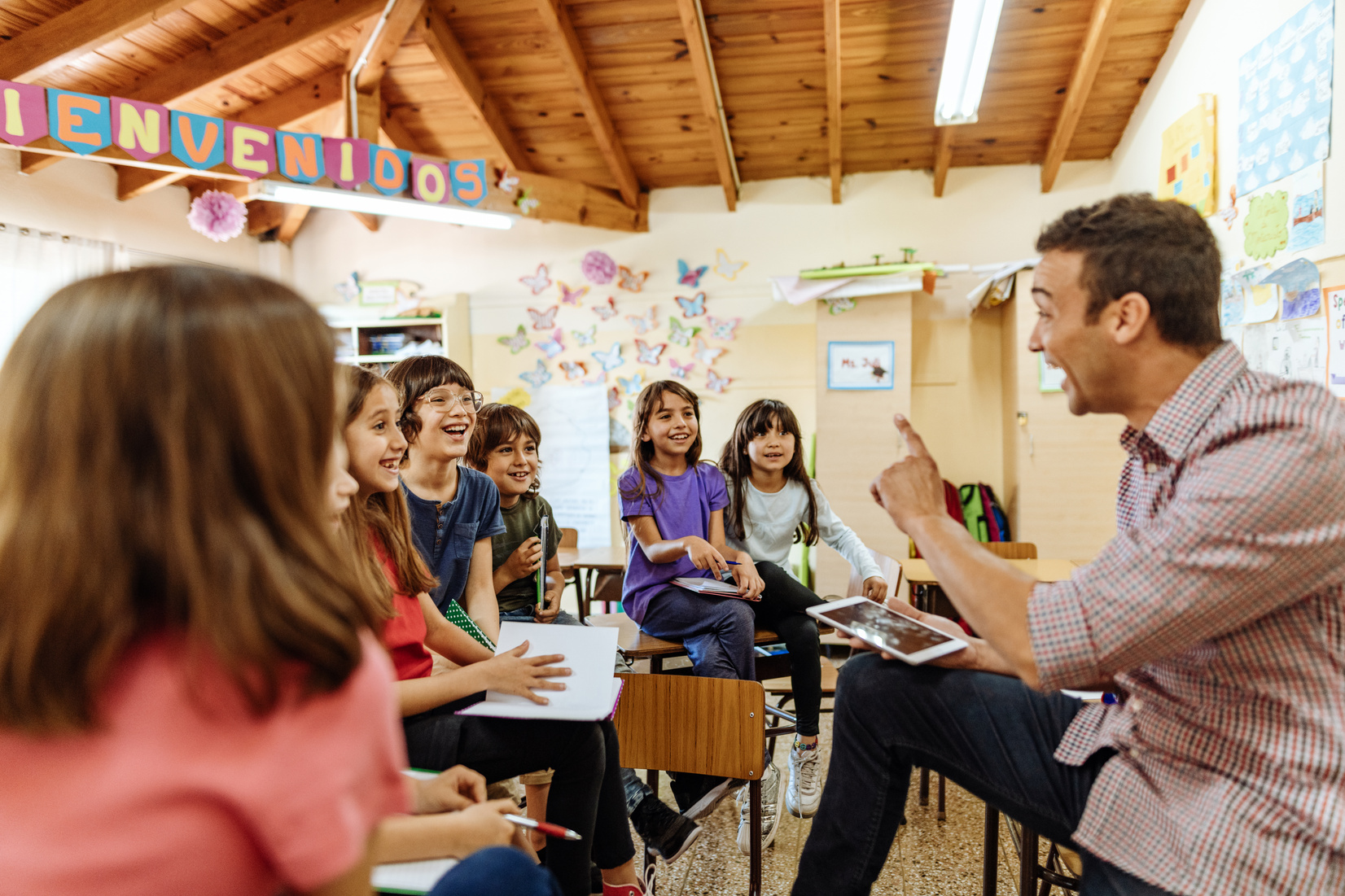 Elementary education in Latin America - brainstorming with teacher after the class
